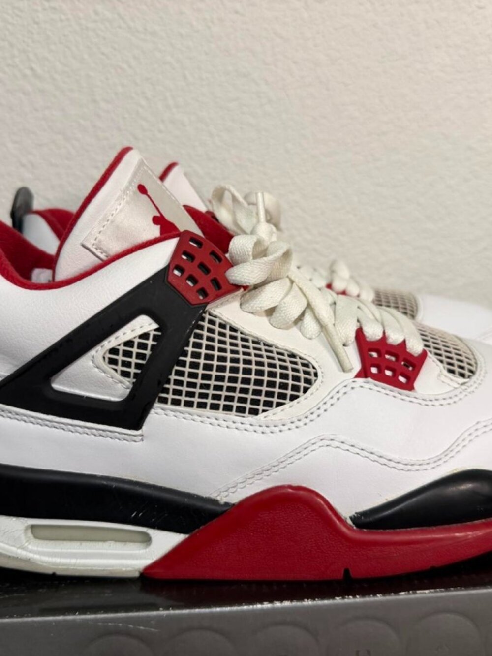 Air Jordan 4 Retro Fire Red Mars Blackmon (2006) — Size 9.5